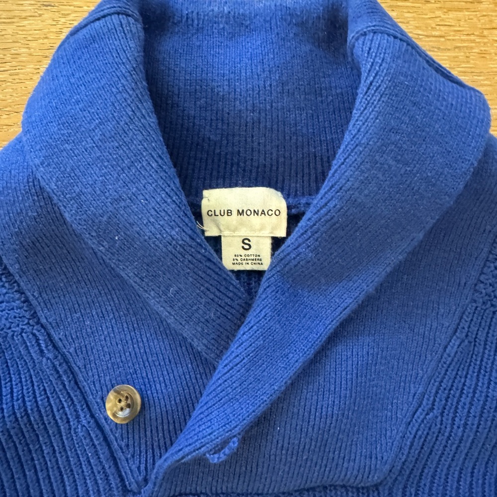 ***SOLD*** Club Monaco Men's Blue Sweater *sold in other platform*